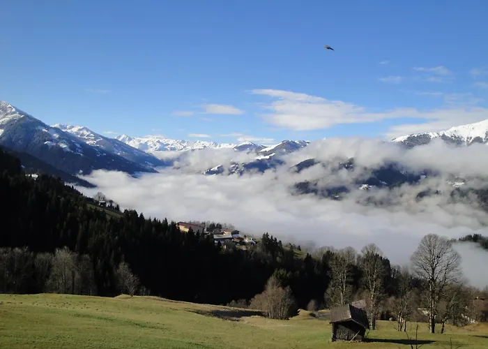 Hof Hamoos 아파트